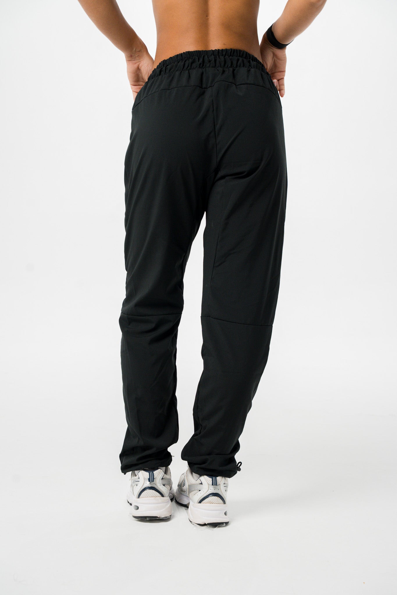 Jogger Casual Logo 3D Negro Mujer