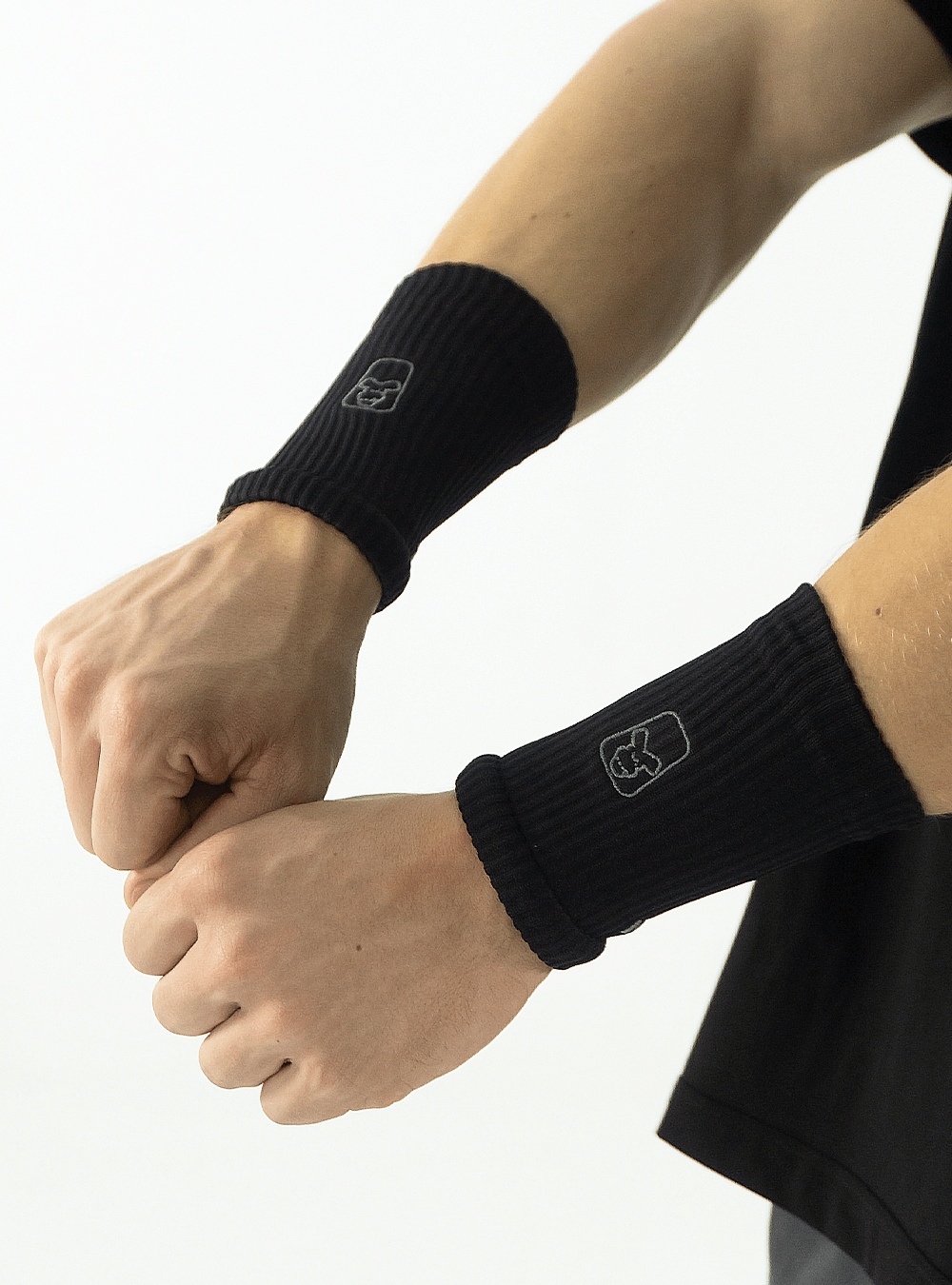 WRIST BANDS NEGRO